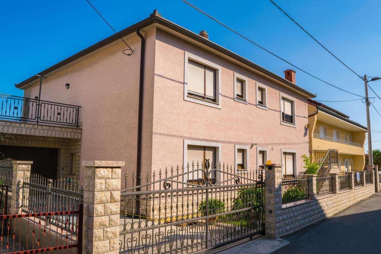 Gina Apartamento Rijeka Exterior foto